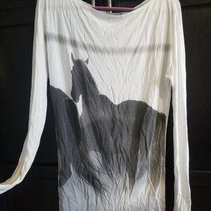 Long sleeve soft knit - horse silhouette